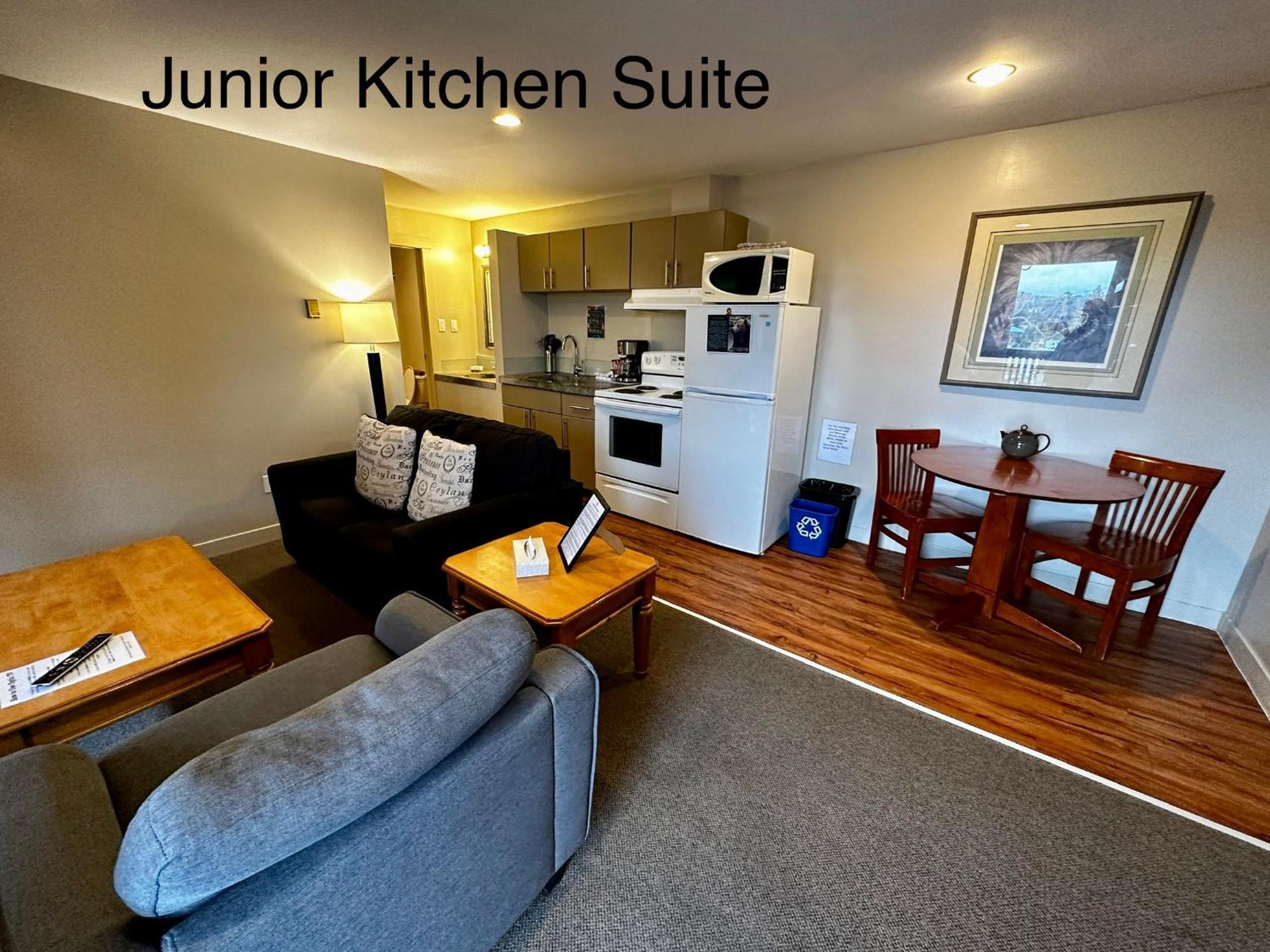 West Coast Motel On The Harbour Ucluelet Luaran gambar